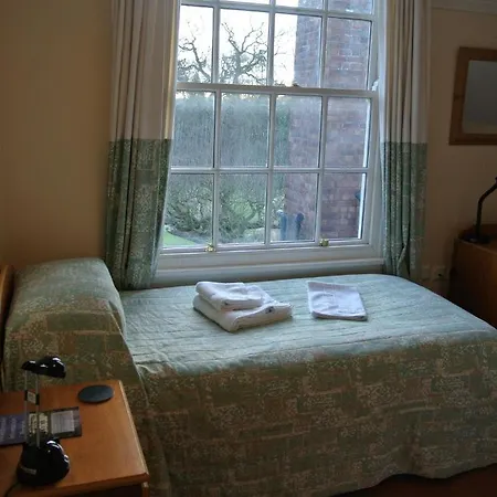 Woodbrooke Bed & Breakfast