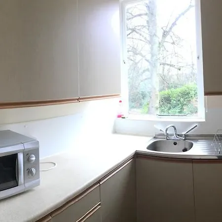 Woodbrooke Bed & Breakfast 2*
