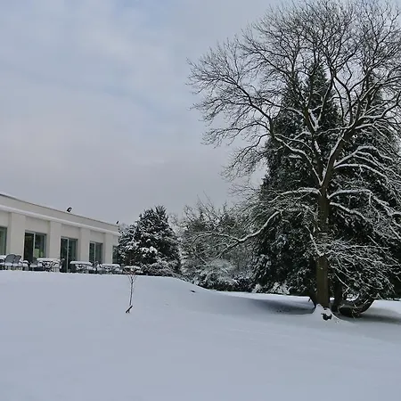 Woodbrooke Отель типа 